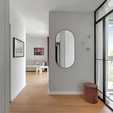 Luxury Aura 40 - 1 By Grand